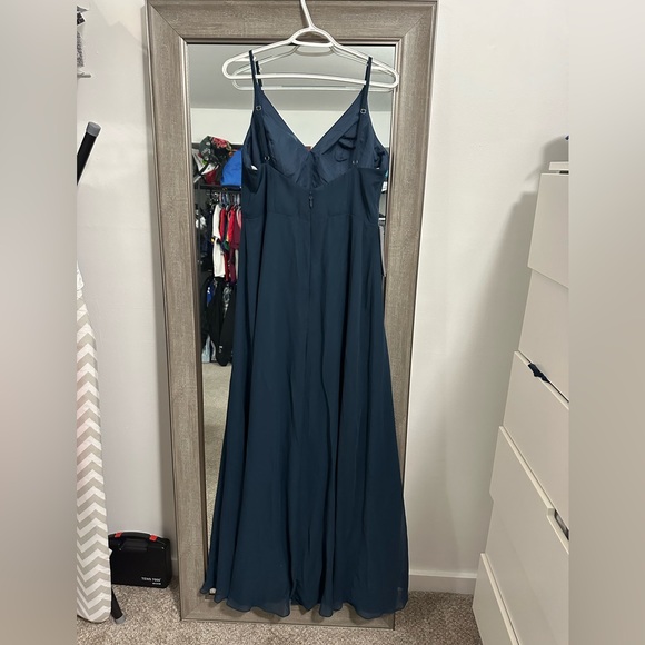 bridesmaid/ prom dress - Picture 2 of 7